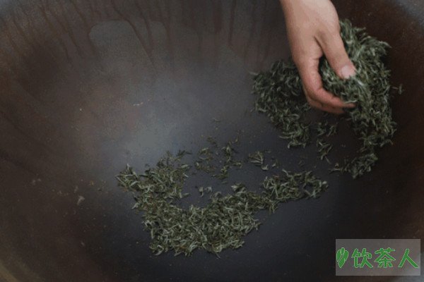 手工炒茶四个步骤，茶叶手工加工方法