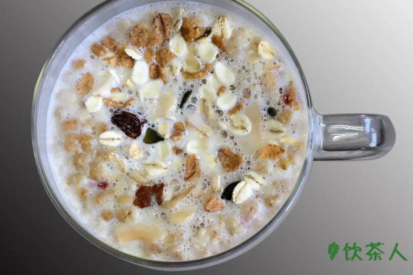 牛奶麦片怎么冲泡才正确，怎么用牛奶冲泡麦片