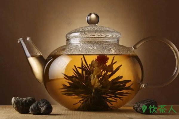 茶水是酸性还是碱性，茶汤属于酸性吗还是碱性