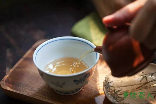 吃中药可以喝茶吗，不建议喝茶(可能影响药效)