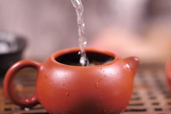 玩紫砂壶的都是什么人，紫砂壶爱好者有四类人