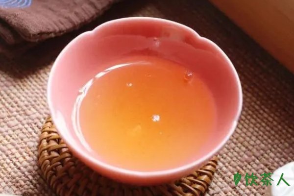 鸭屎香茶适合女性喝吗，适合(能减肥瘦身/美容养颜的)