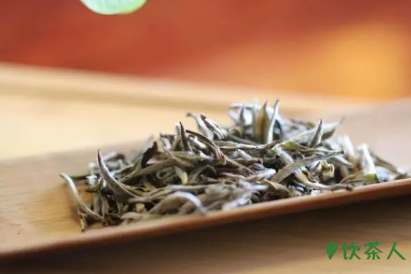 福鼎白茶多少钱一斤， 100元到上万元不等(主要看茶叶质量)