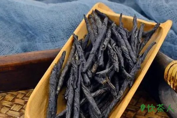 三种人不宜喝苦丁茶，孕妇/脾胃虚寒/感冒(苦丁茶的三大缺点)