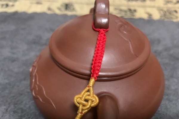 紫砂壶盖绳子系法，茶壶盖上的绳子绑法